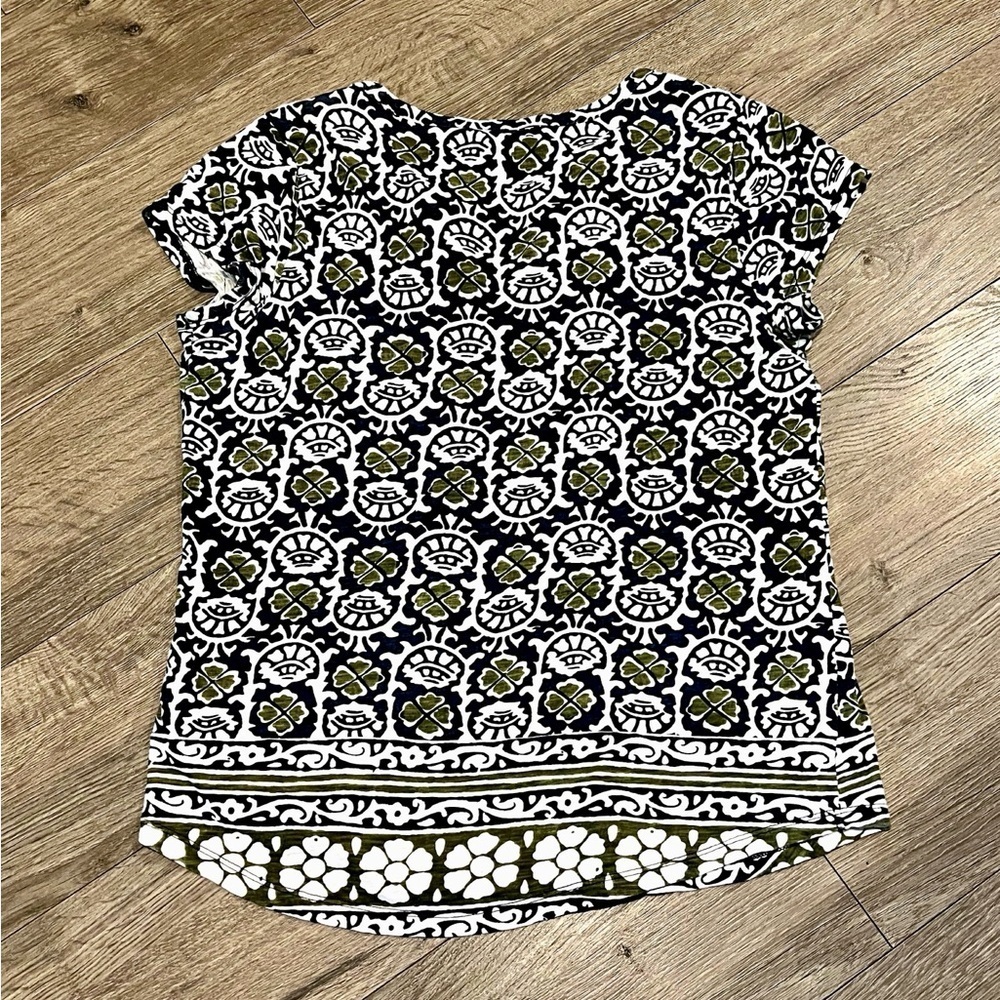 Lucky Brand Boho Floral Print Top Navy Olive White – Size Small​​ - Picture 2 of 3
